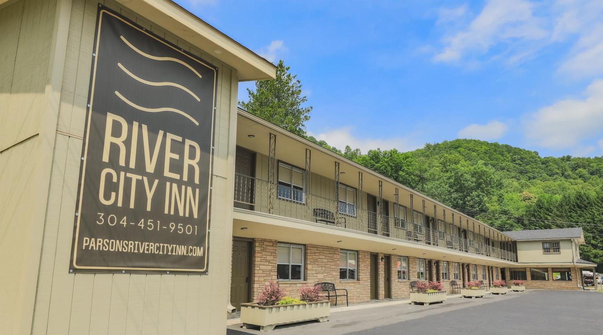 River City Inn Parsons Exterior photo